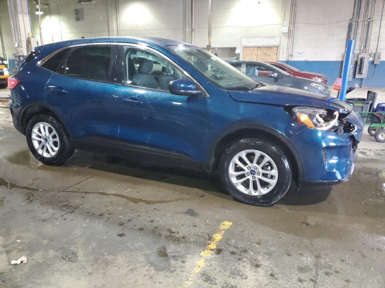 2020 FORD ESCAPE SE - Фото 4