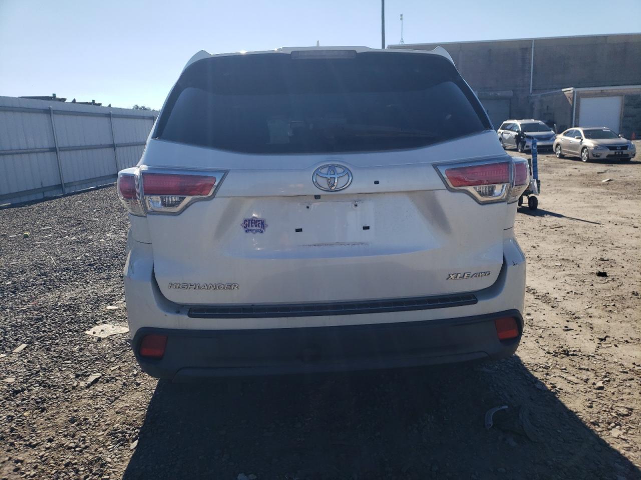2015 TOYOTA HIGHLANDER - Фото 6