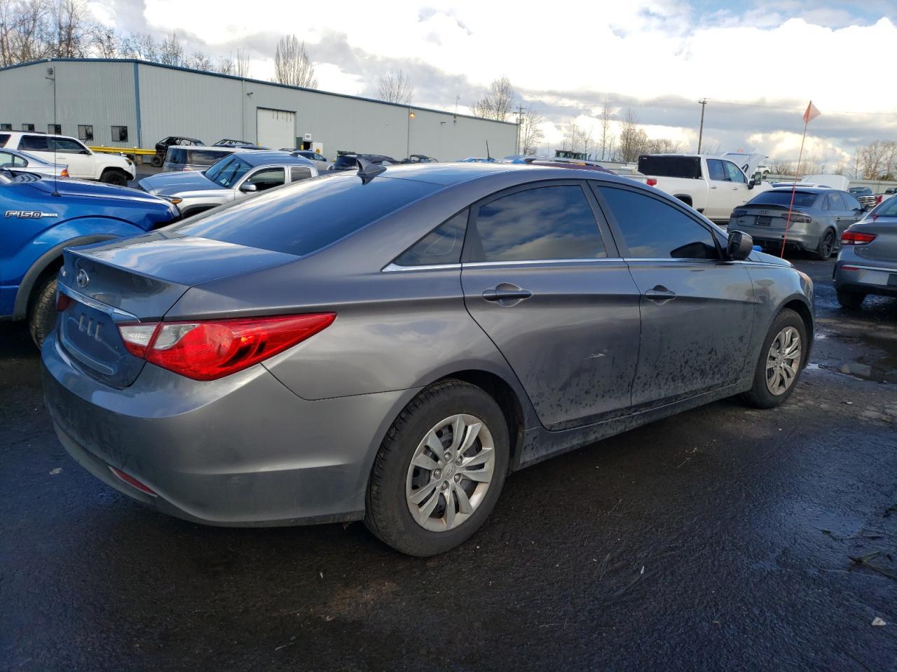 2011 HYUNDAI SONATA GLS - Image 3