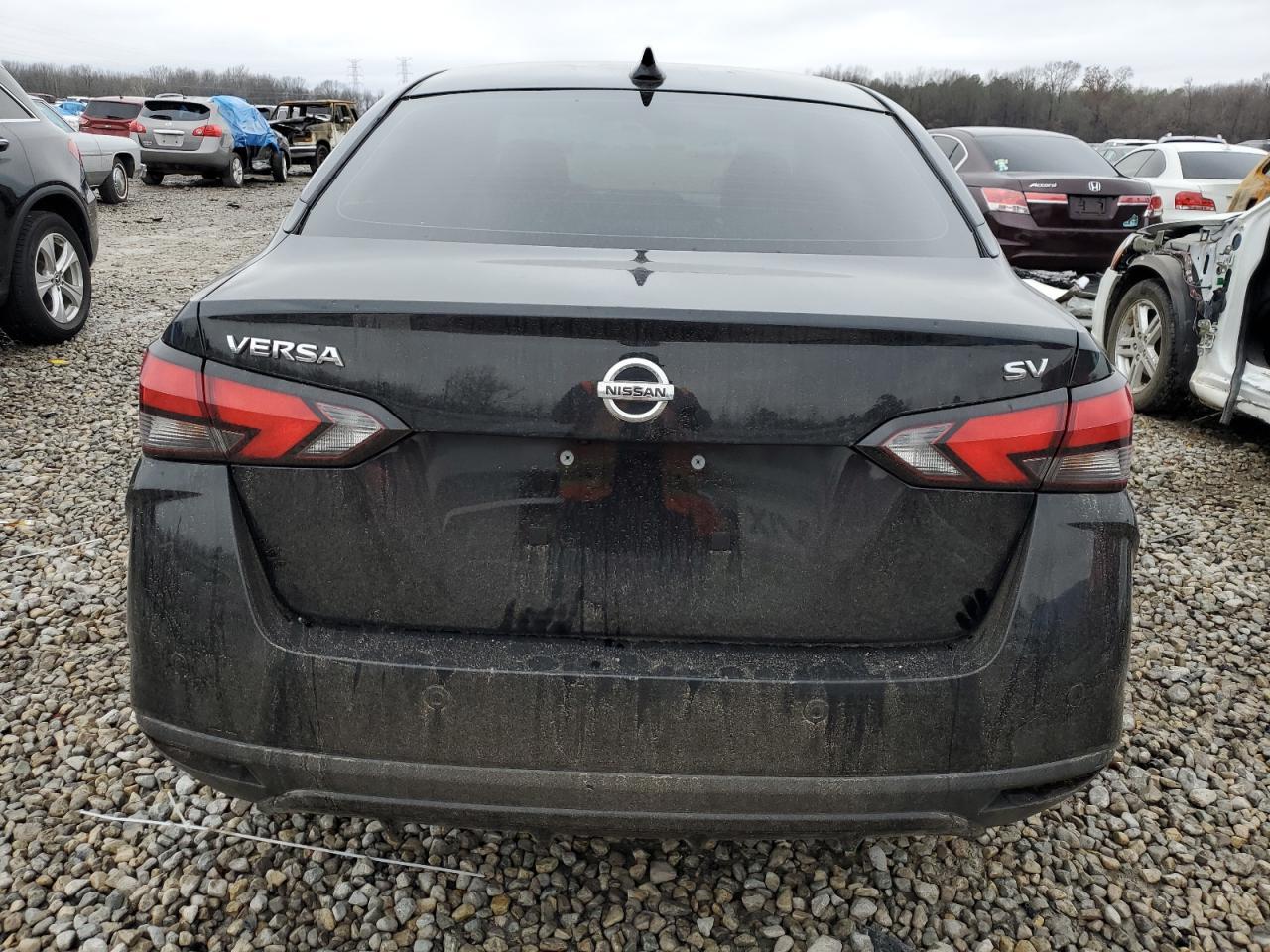 2021 NISSAN VERSA SV - Image 6