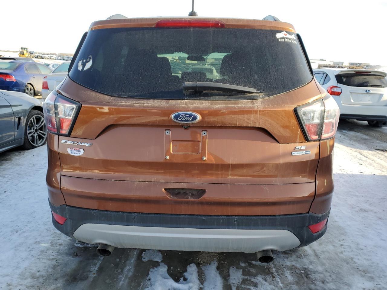 2017 FORD ESCAPE SE - Фото 6