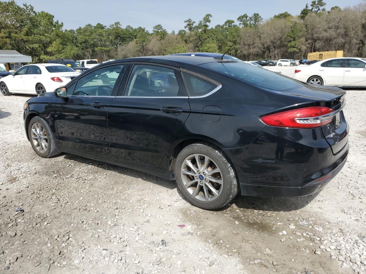 2017 FORD FUSION SE - Image 2