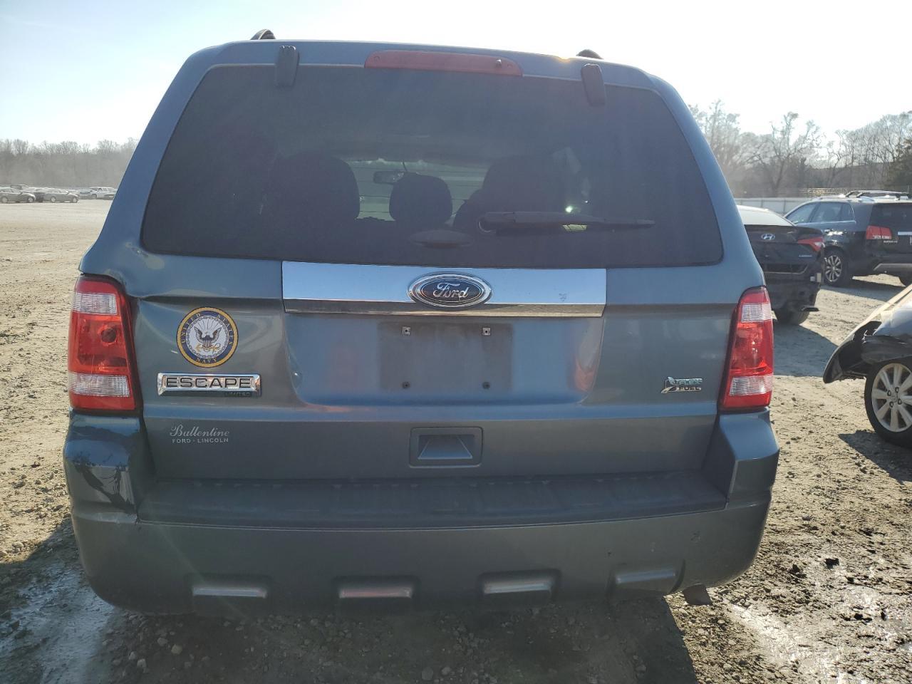 2012 FORD ESCAPE LIM - Image 6