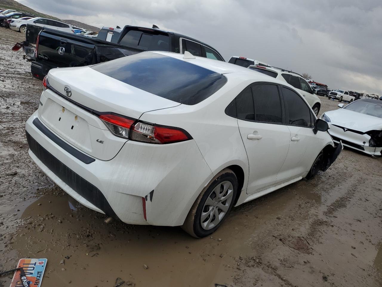 2021 TOYOTA COROLLA LE - Фото 3