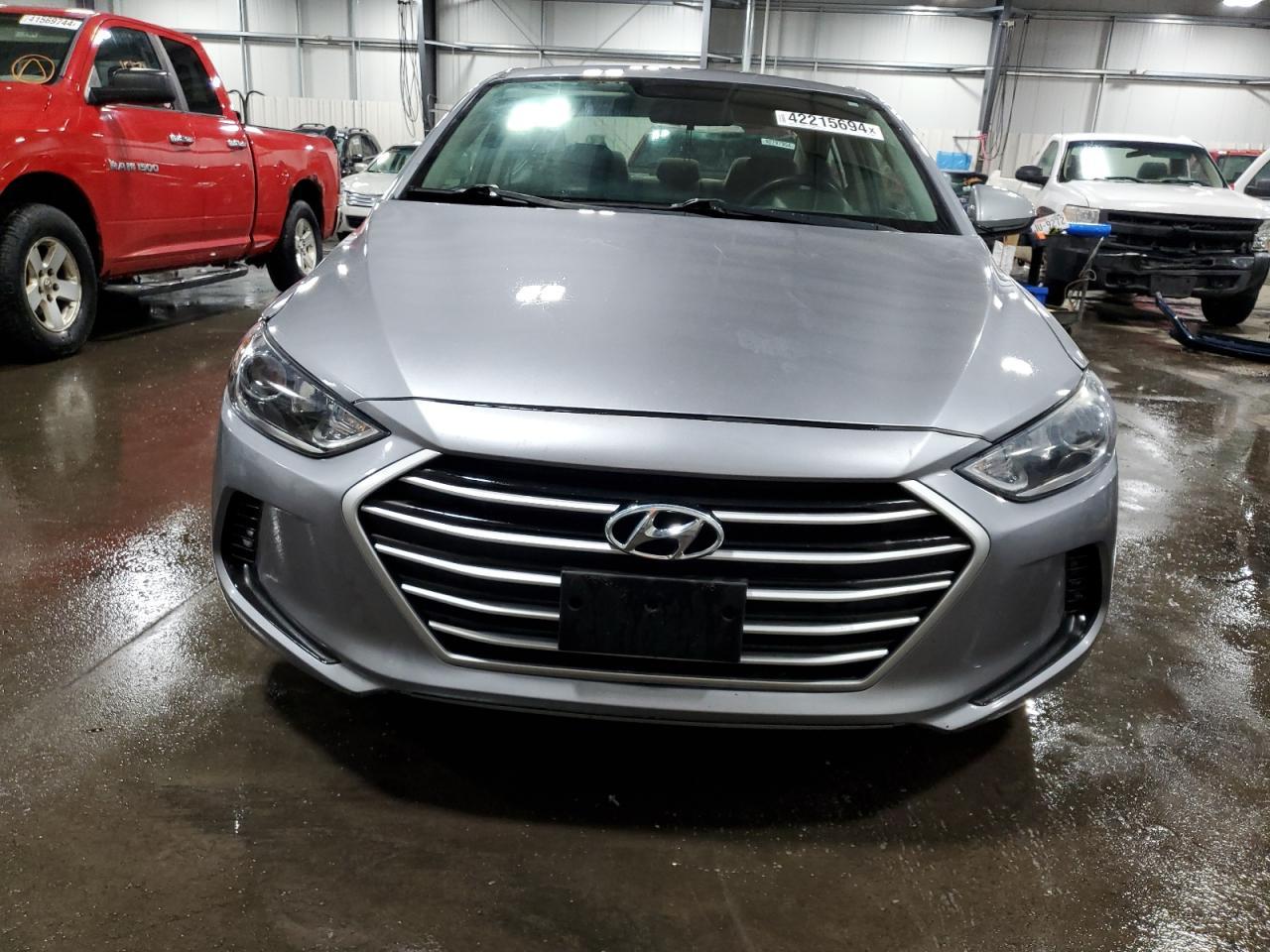 2017 HYUNDAI ELANTRA SE - Фото 5