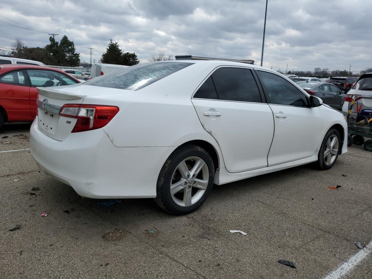 2013 TOYOTA CAMRY L - Image 3
