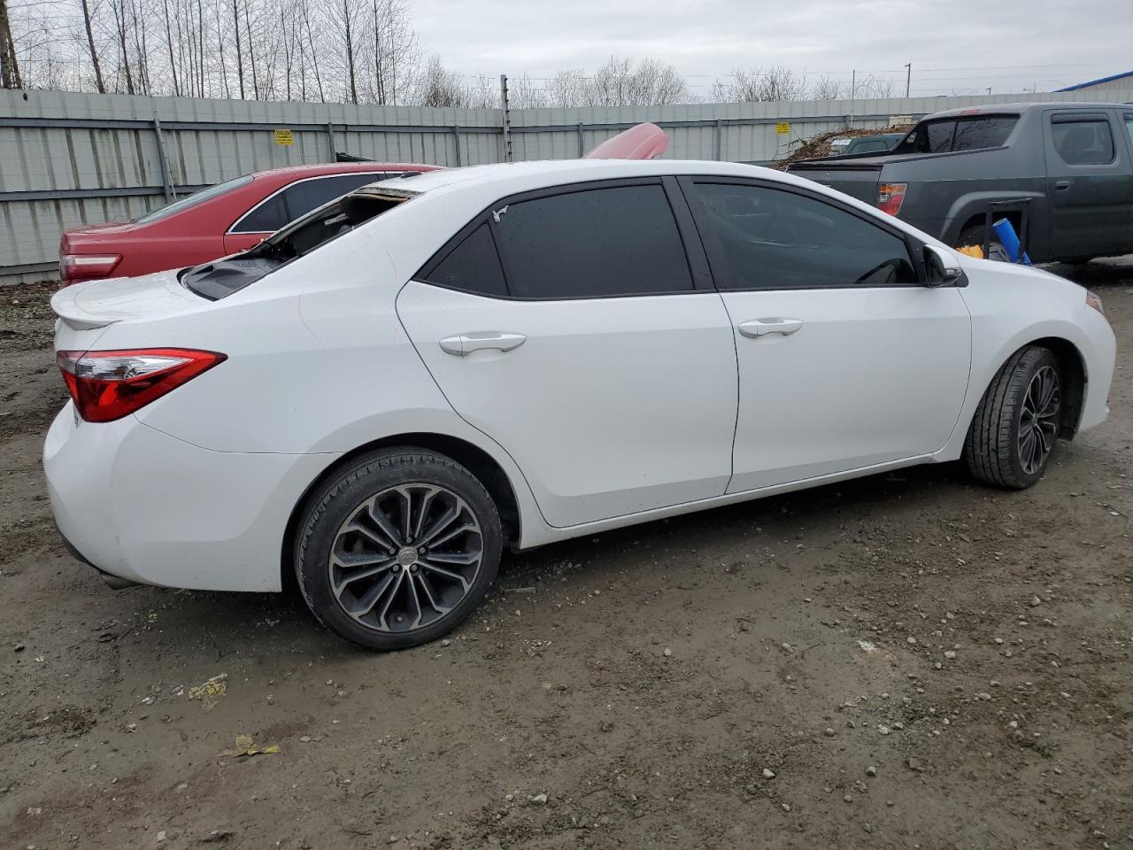 2016 TOYOTA COROLLA L - Фото 3