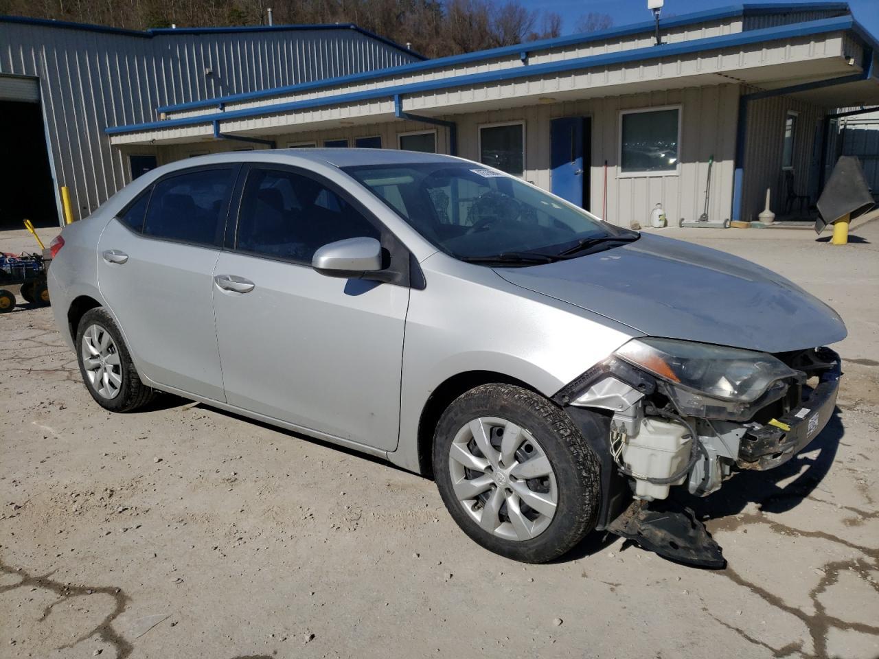 2015 TOYOTA COROLLA L - Фото 4