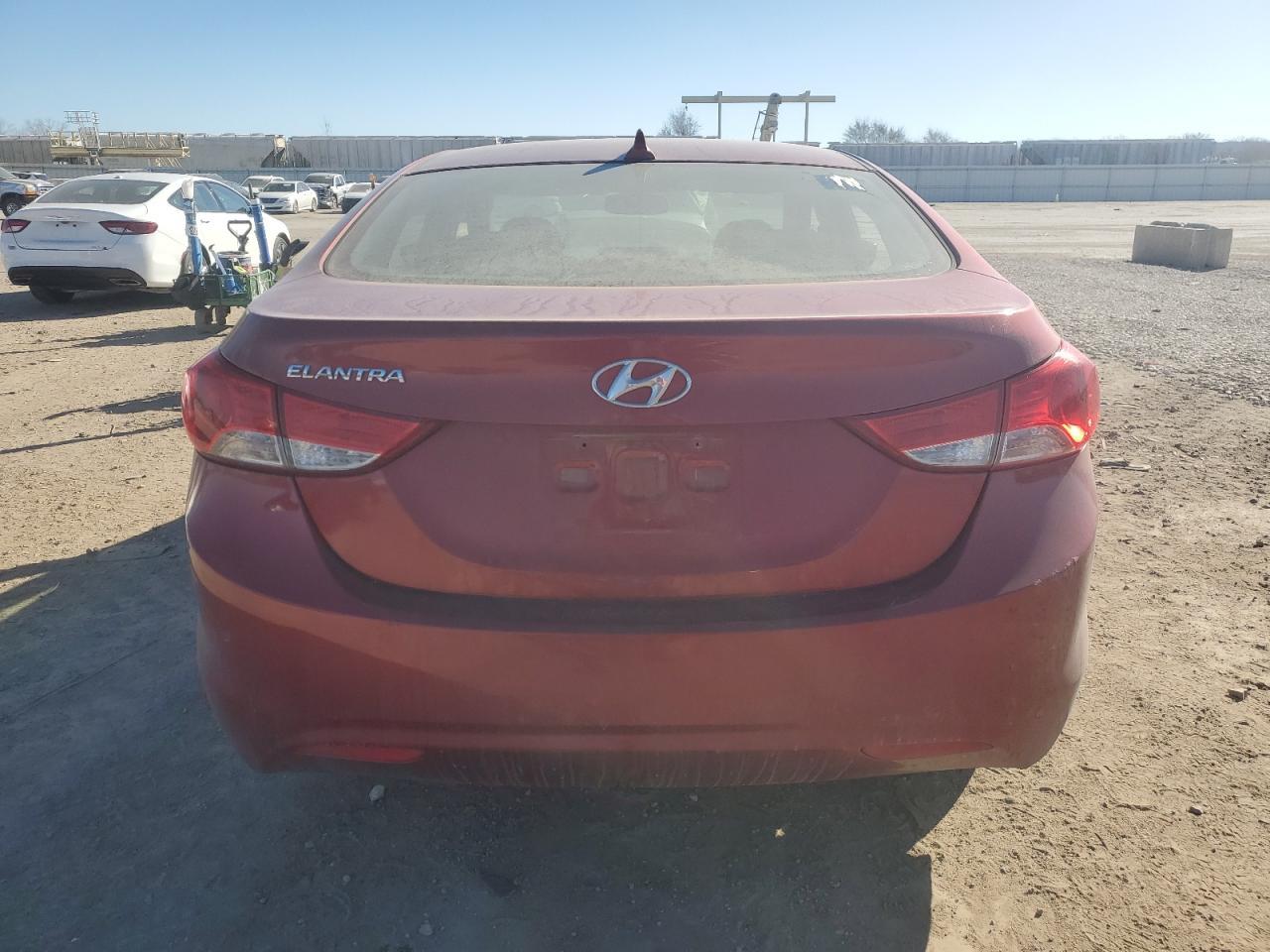 2013 HYUNDAI ELANTRA GL - Image 6
