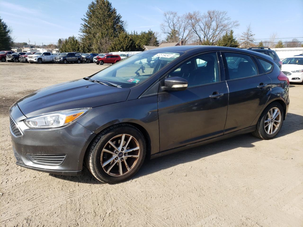 2016 FORD FOCUS SE