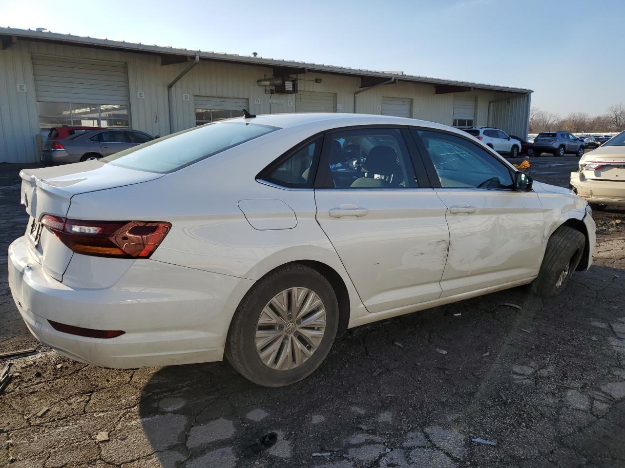 2019 VOLKSWAGEN JETTA S - Фото 3