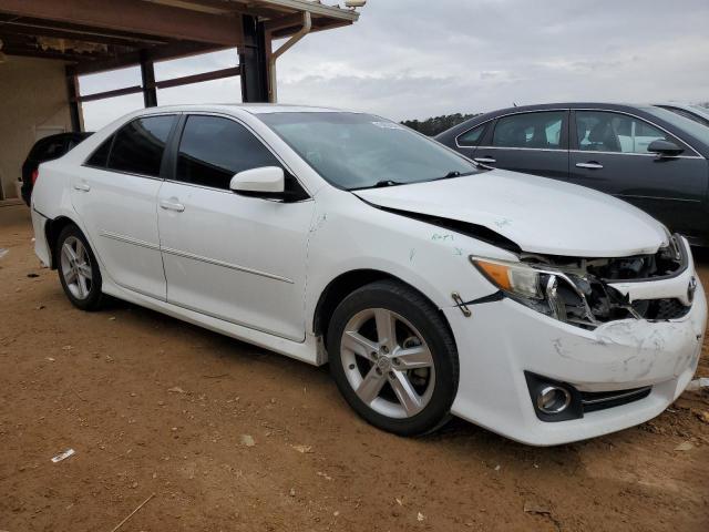 2013 Toyota Camry L - Фото 4