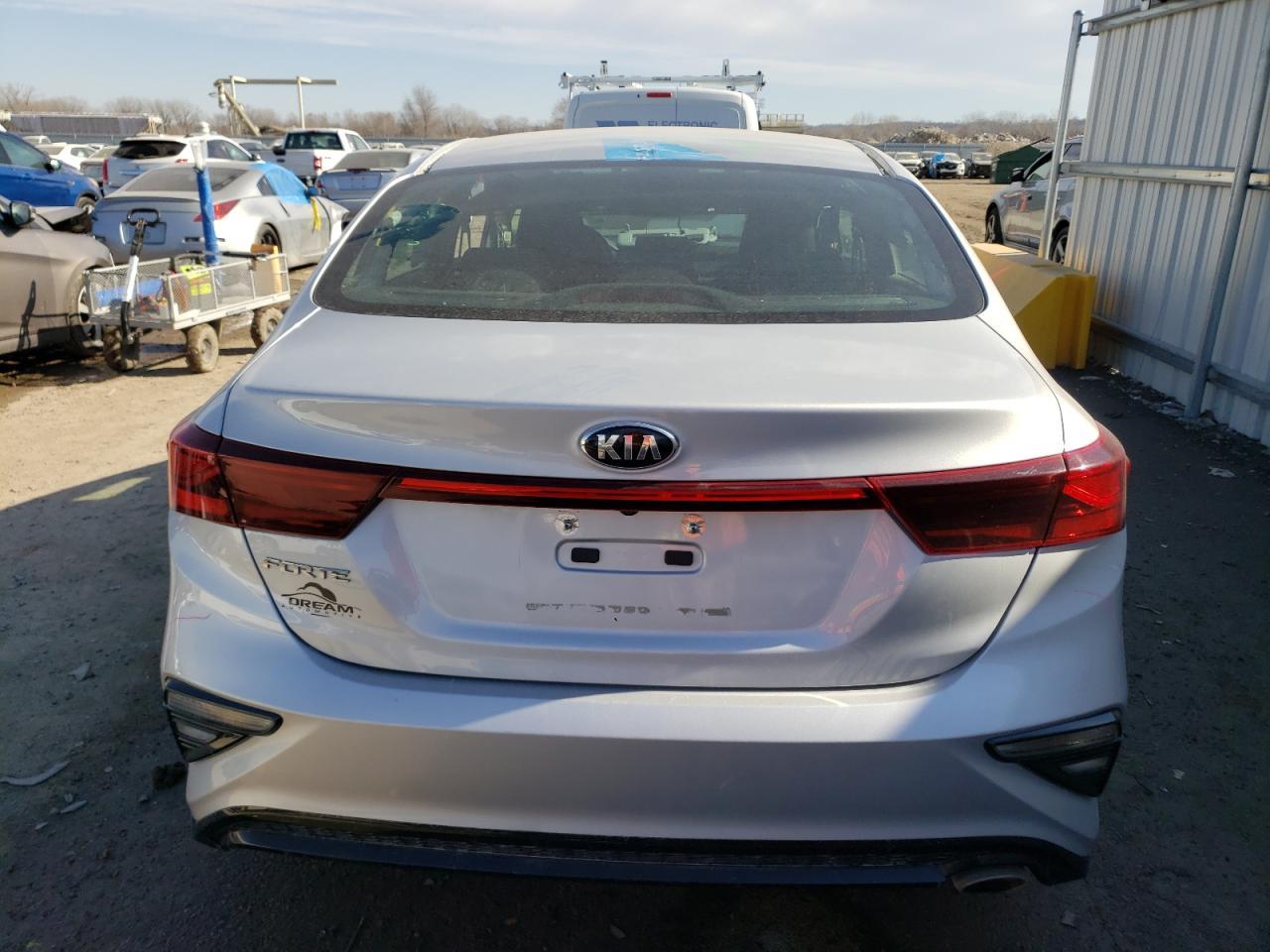 2021 KIA FORTE FE - Фото 6