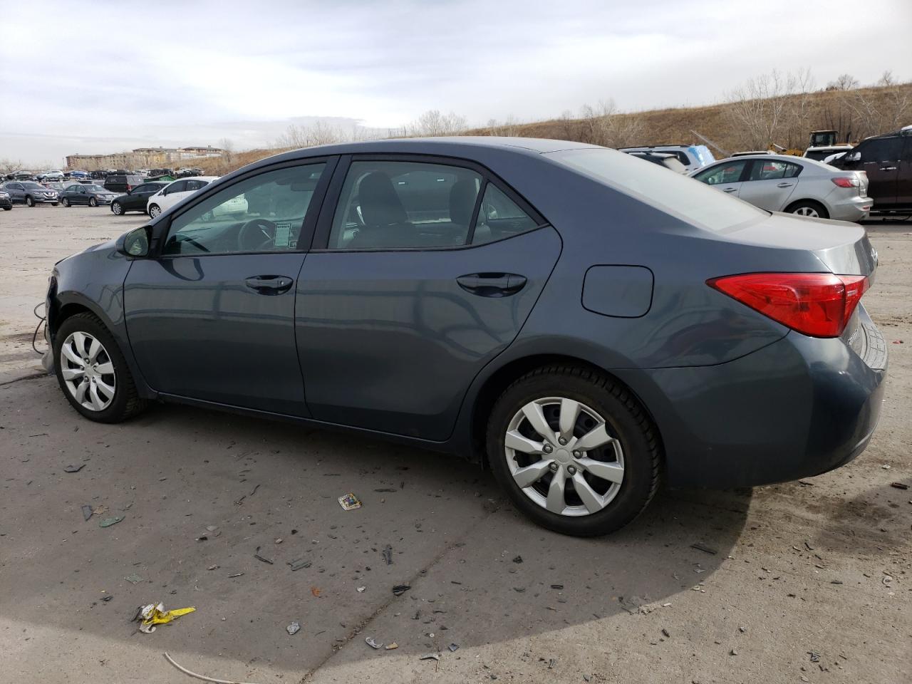 2018 TOYOTA COROLLA L - Фото 2