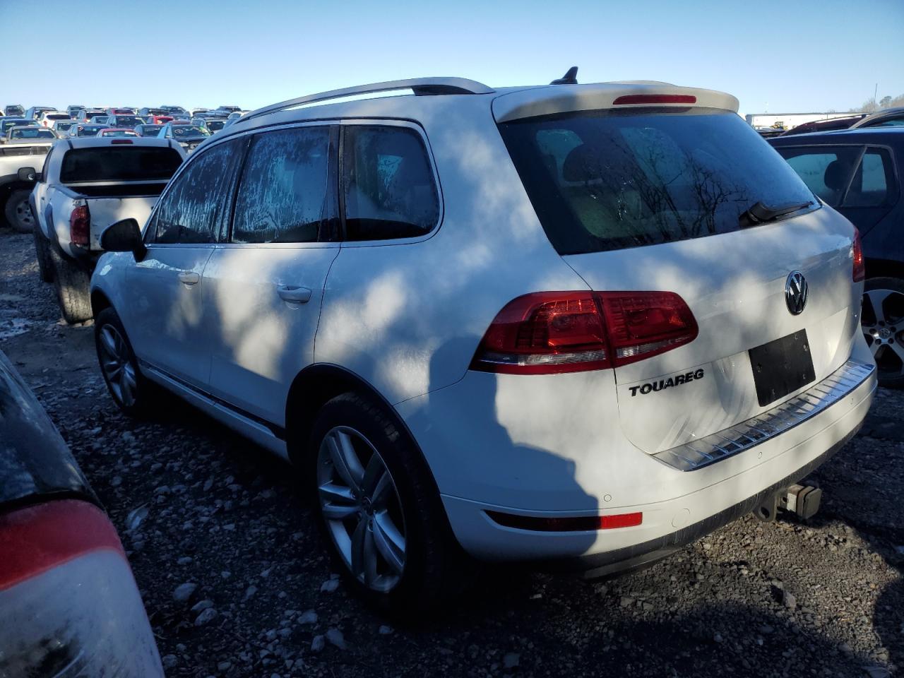 2014 VOLKSWAGEN TOUAREG V6 - Фото 2