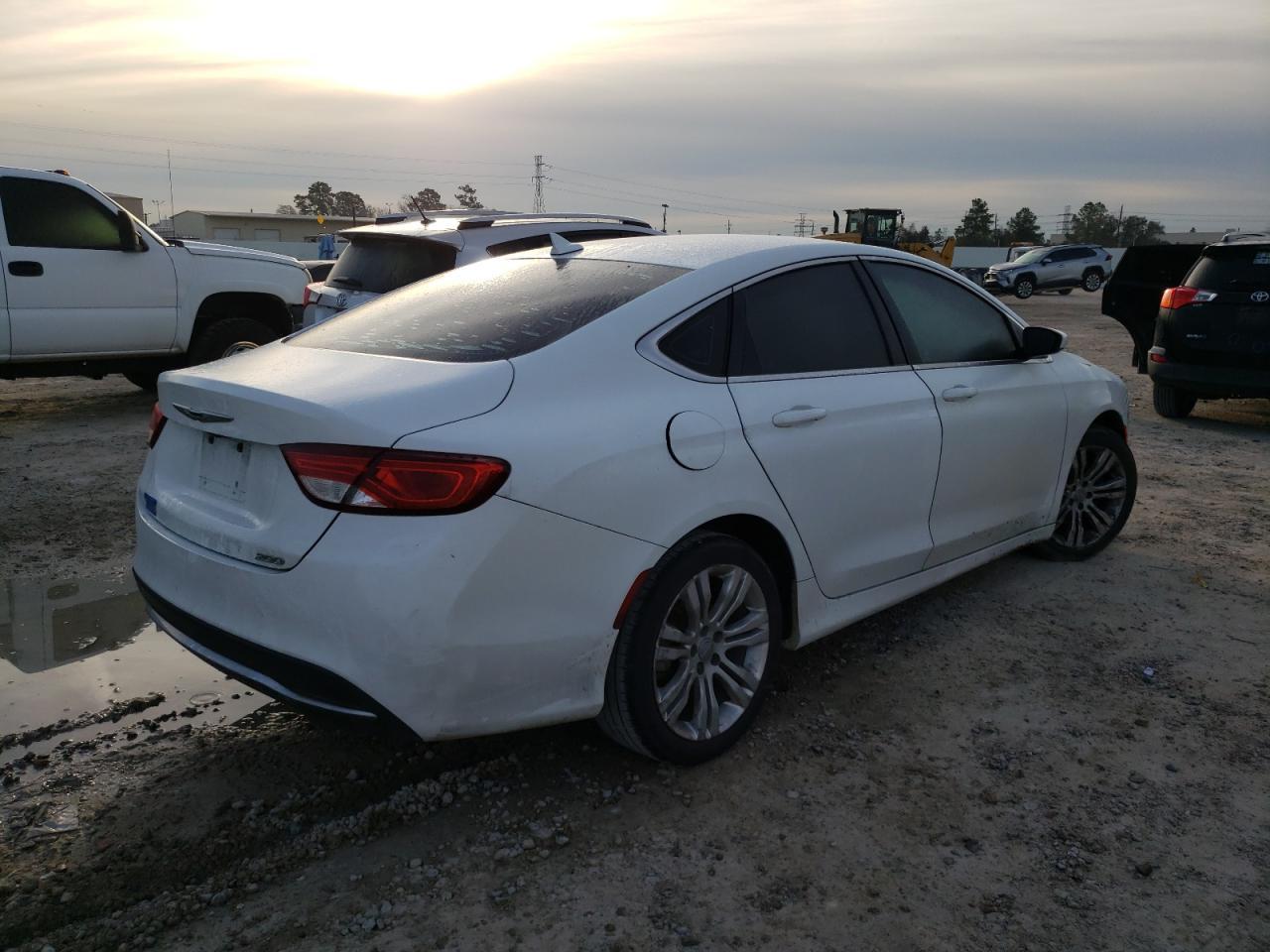 2015 CHRYSLER 200 LIMITE - Image 3