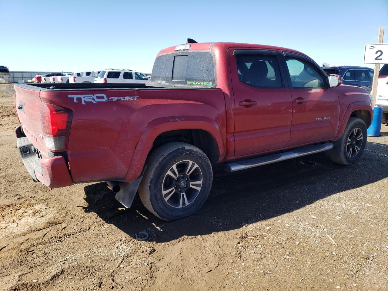 2018 TOYOTA TACOMA DOU - Фото 3