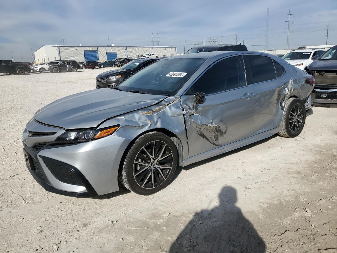 2021 TOYOTA CAMRY SE car image