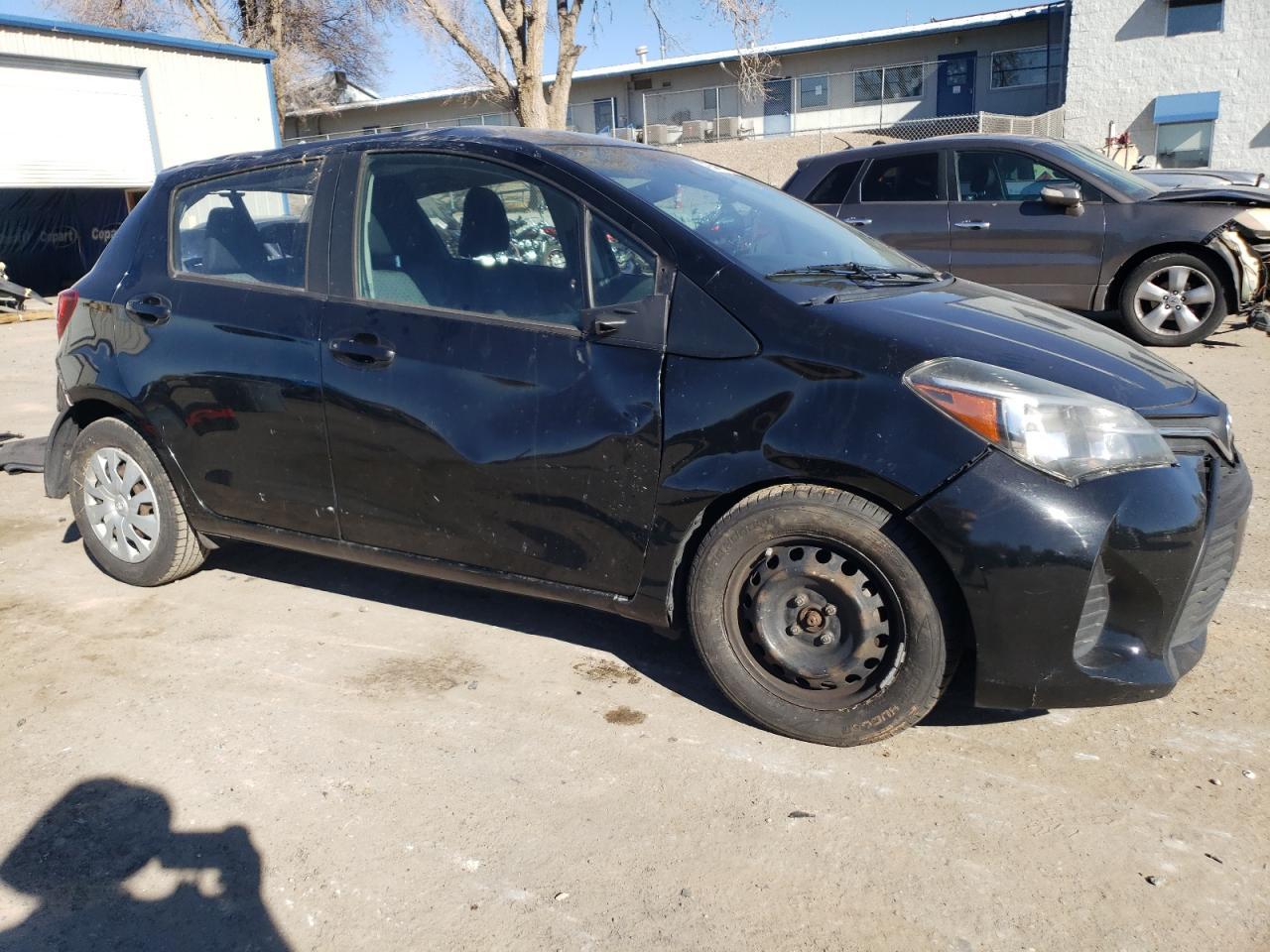 2017 TOYOTA YARIS L - Фото 4