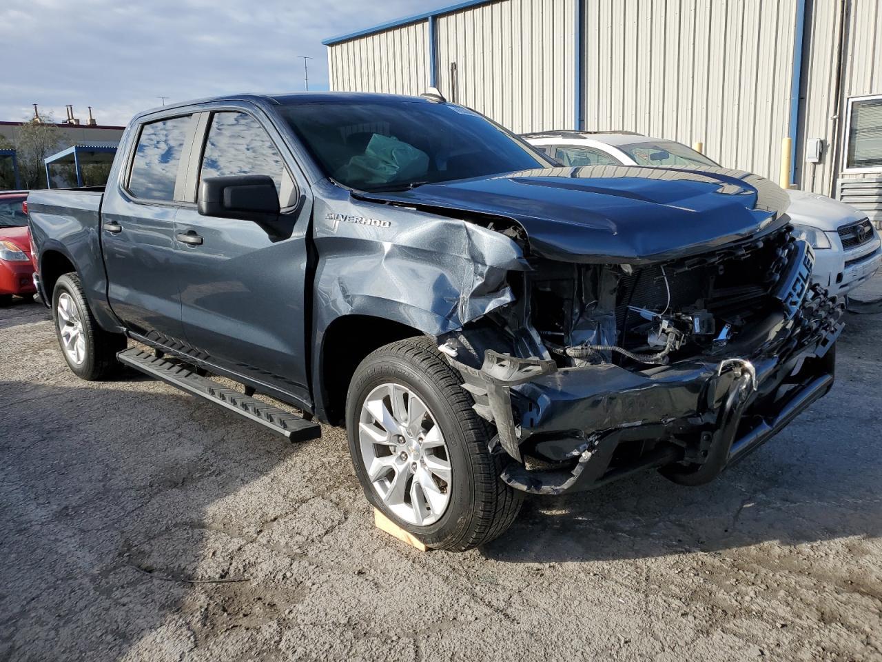 2021 CHEVROLET SILVERADO - Фото 4