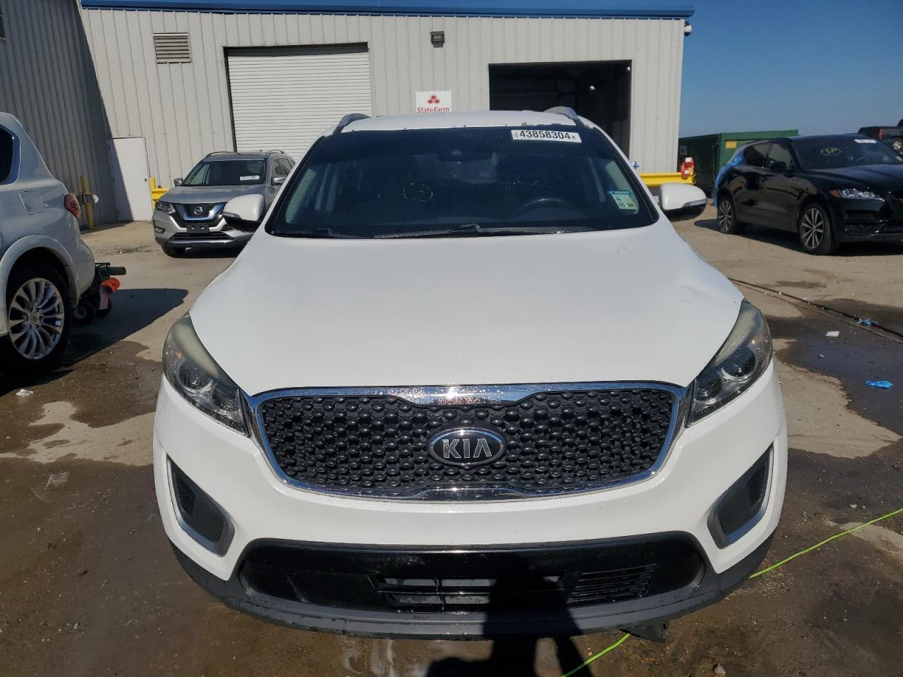 2017 KIA SORENTO LX - Фото 5