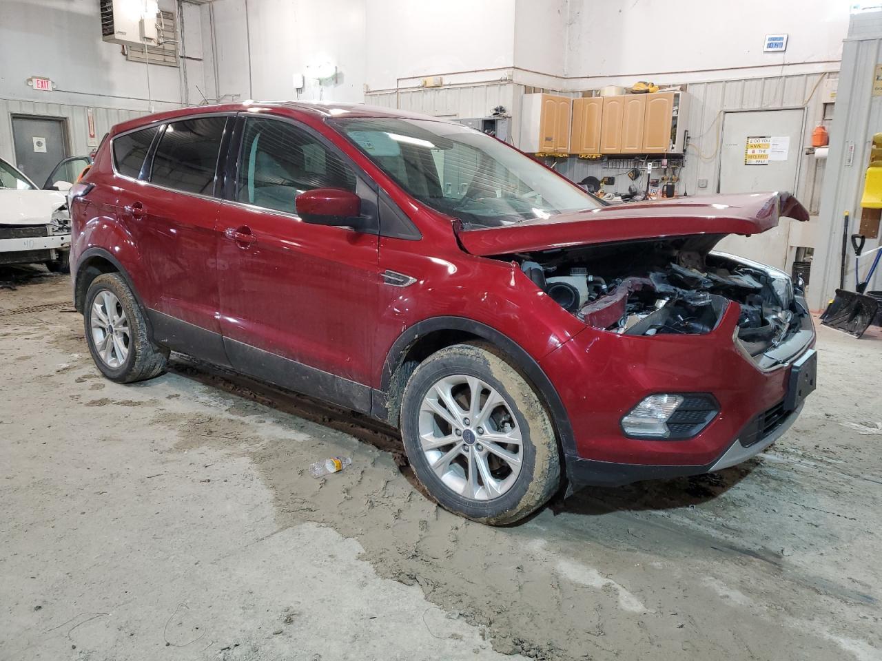 2017 FORD ESCAPE SE - Фото 4