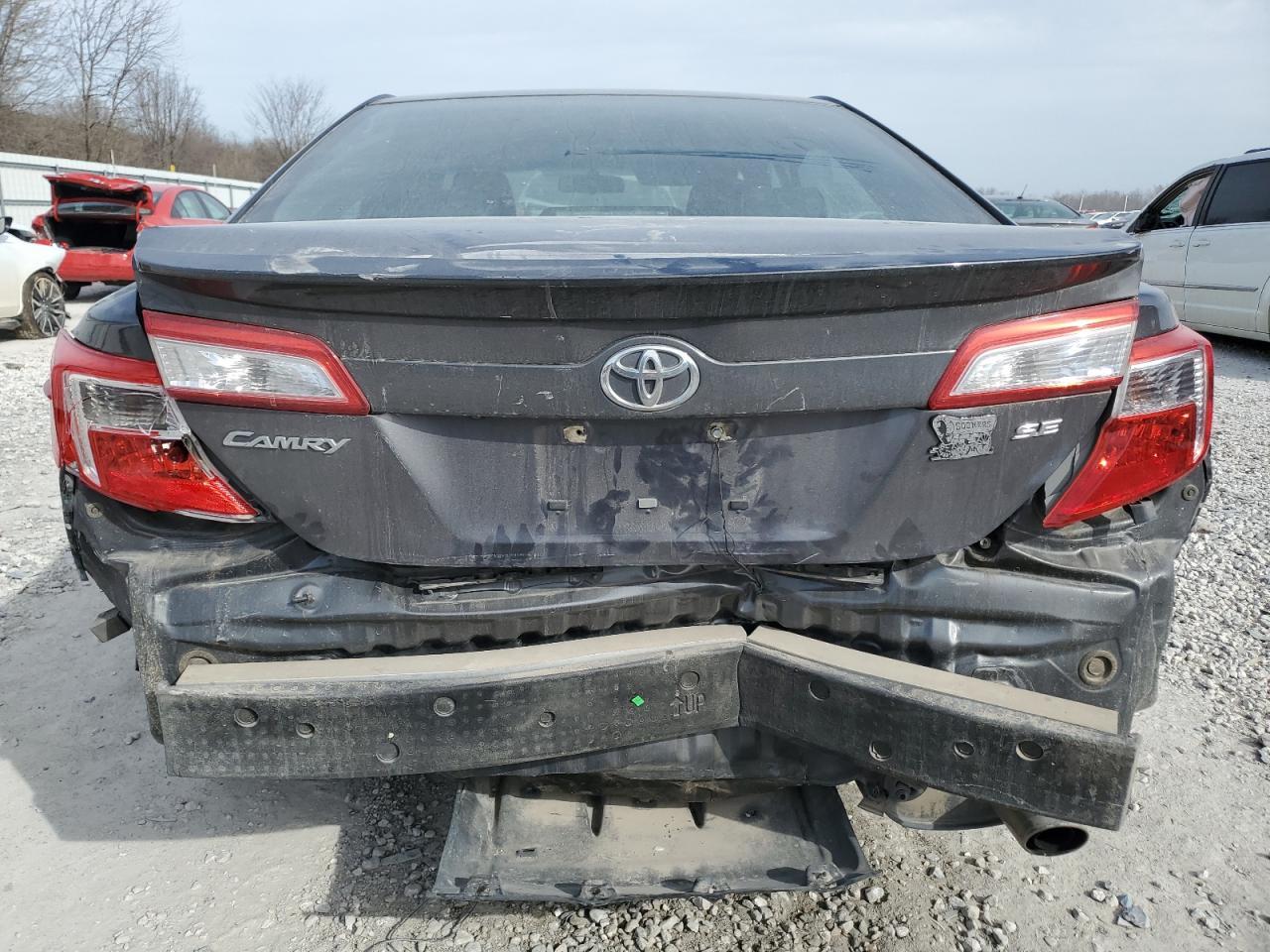 2014 TOYOTA CAMRY L - Image 6