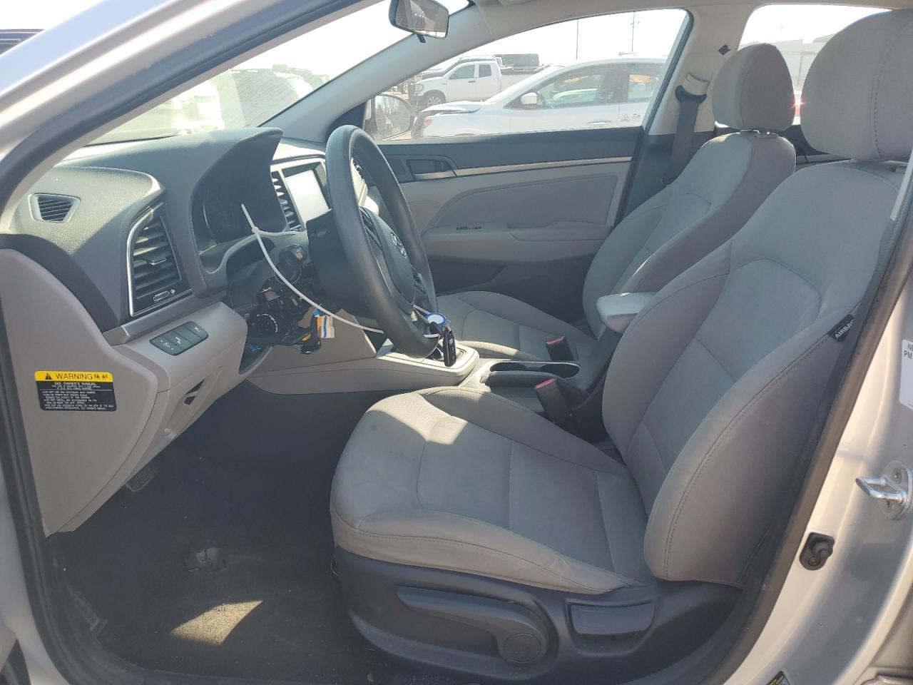2018 HYUNDAI ELANTRA SE - Фото 7