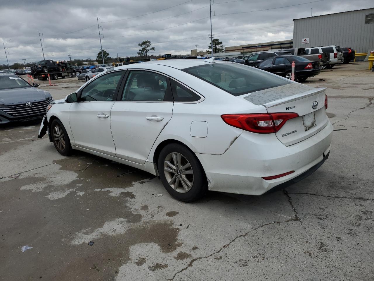 2017 HYUNDAI SONATA SE - Фото 2
