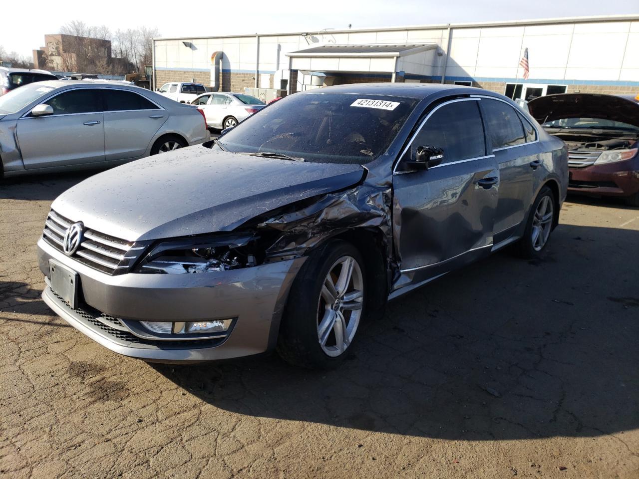 2015 VOLKSWAGEN PASSAT SE