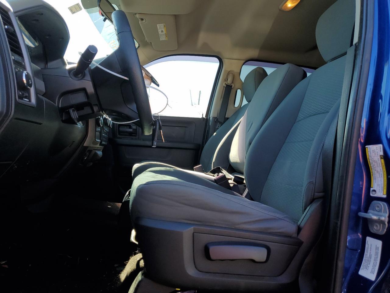 2014 RAM 1500 ST - Image 7