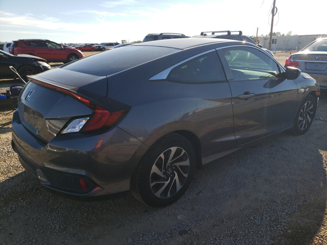 2017 HONDA CIVIC LX - Фото 3