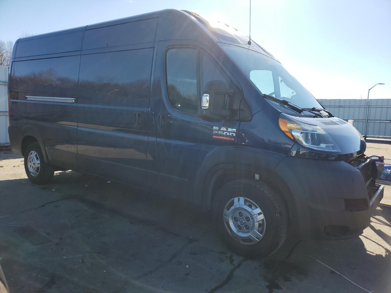 2021 RAM PROMASTER - Фото 4