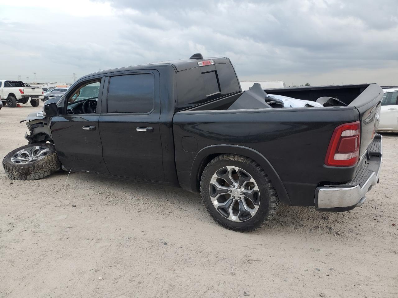 2019 RAM 1500 LARAM - Фото 2