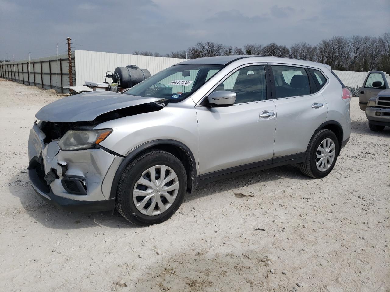 2015 NISSAN ROGUE S