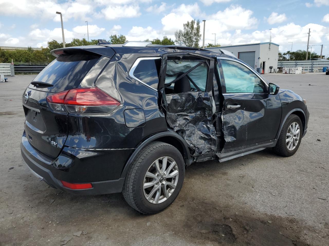 2018 NISSAN ROGUE S - Фото 3