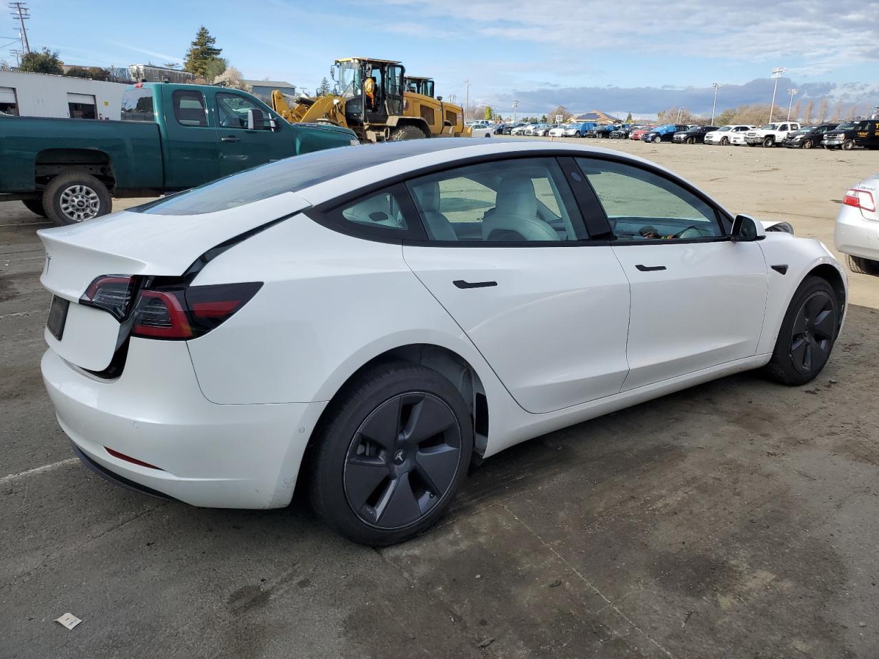 2022 TESLA MODEL 3 - Image 3