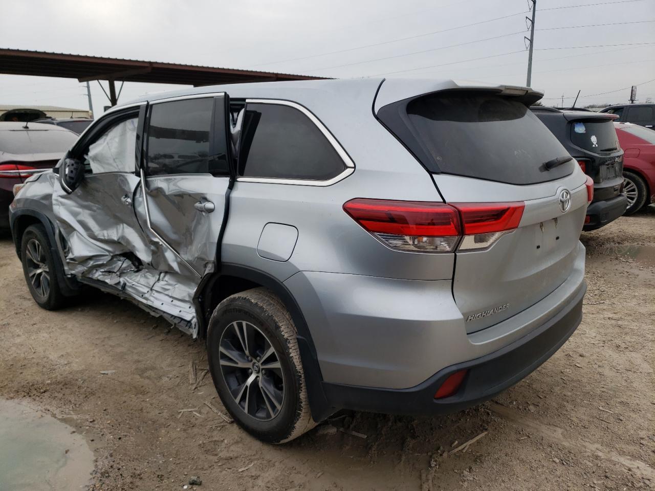 2019 TOYOTA HIGHLANDER - Фото 2
