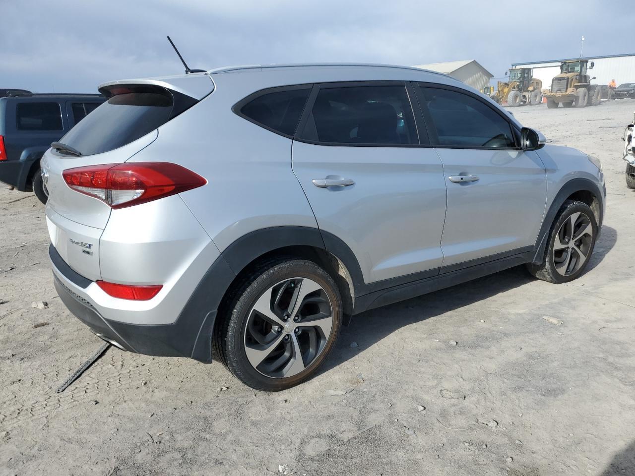 2016 HYUNDAI TUCSON LIM - Image 3