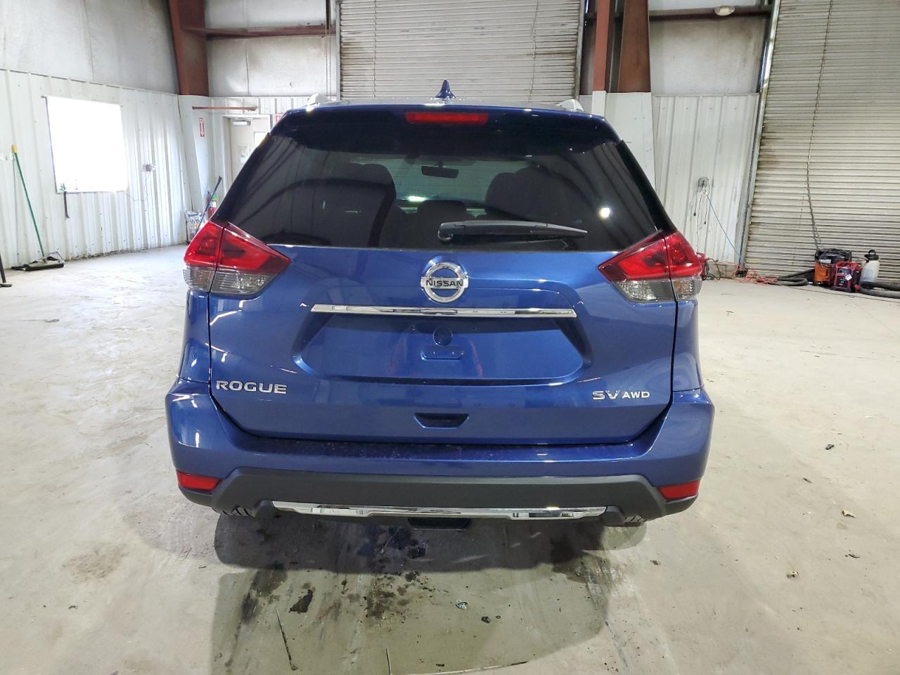 2018 NISSAN ROGUE SV H - Фото 6
