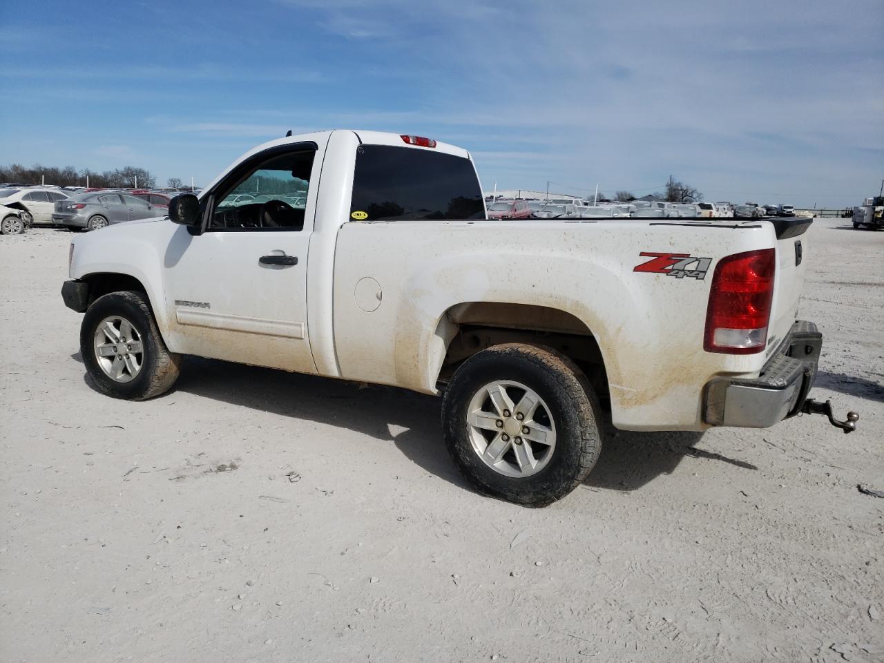 2011 GMC SIERRA K15 - Фото 2