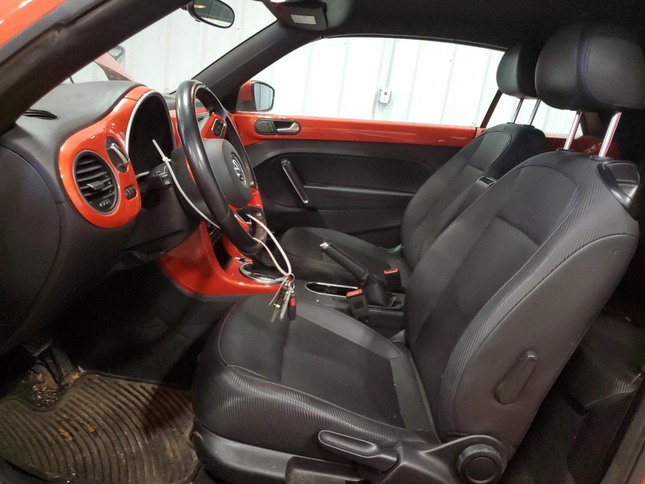 2019 VOLKSWAGEN BEETLE S - Image 7