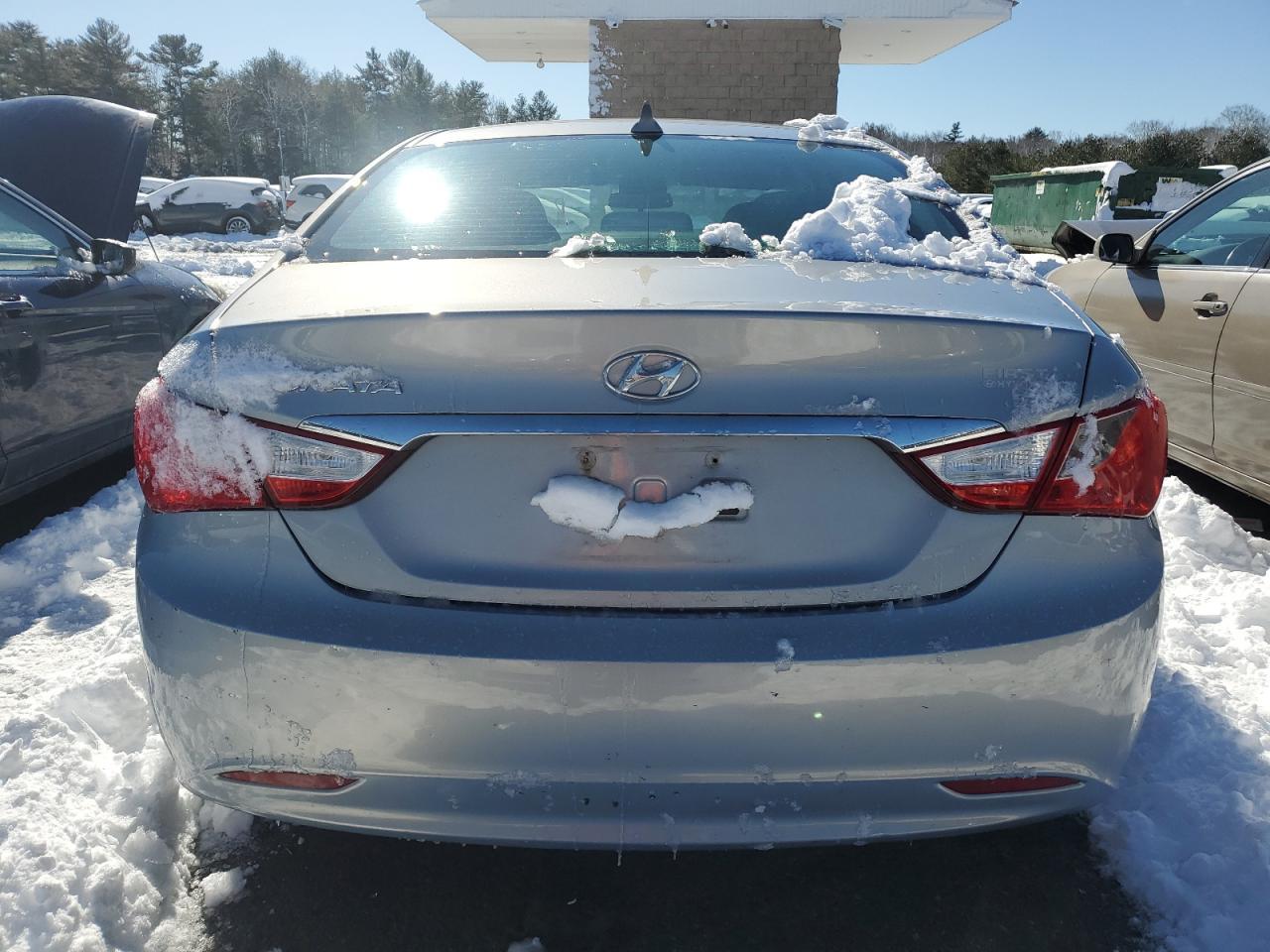 2011 HYUNDAI SONATA GLS - Image 6