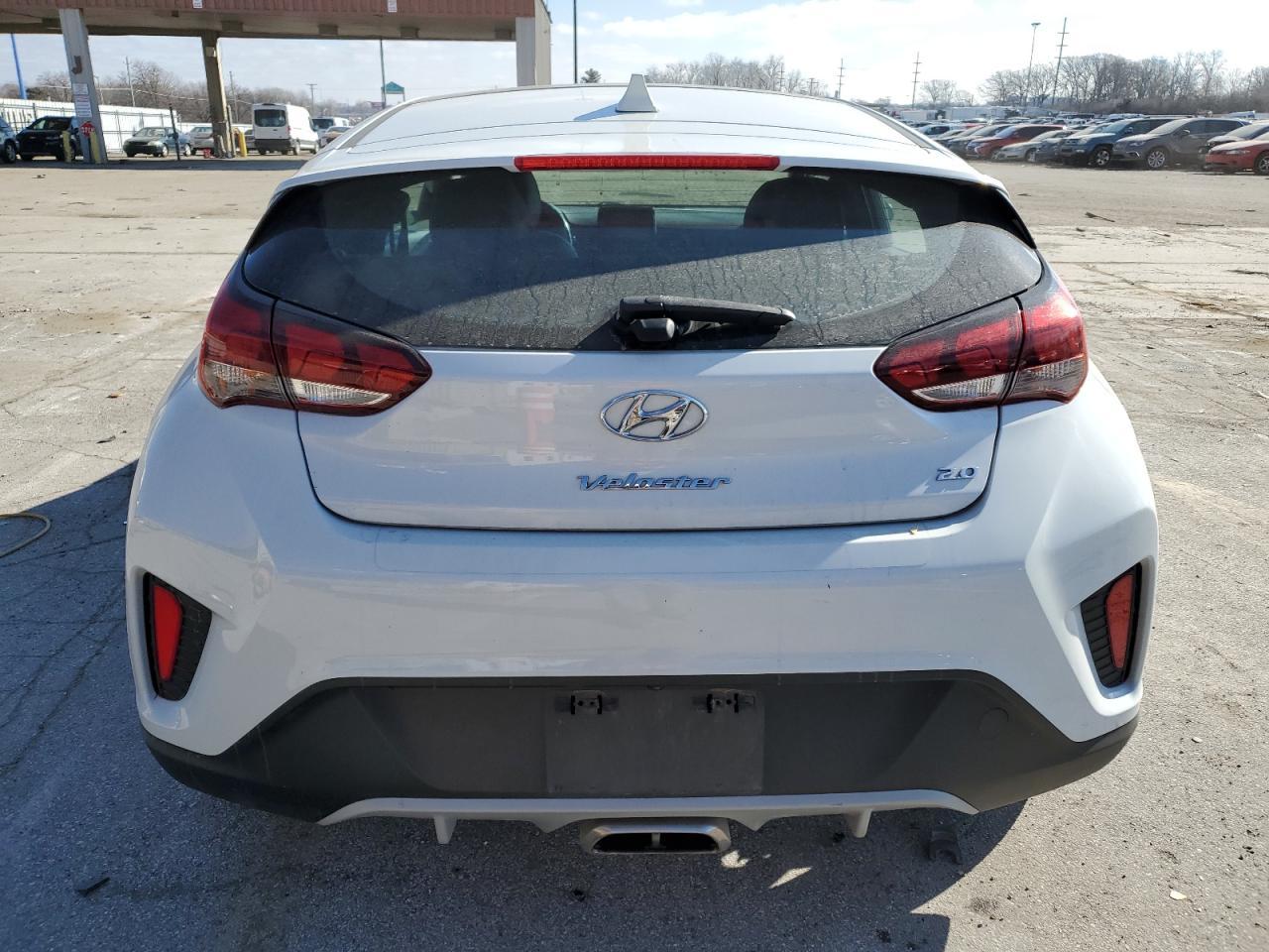 2019 HYUNDAI VELOSTER B - Image 6