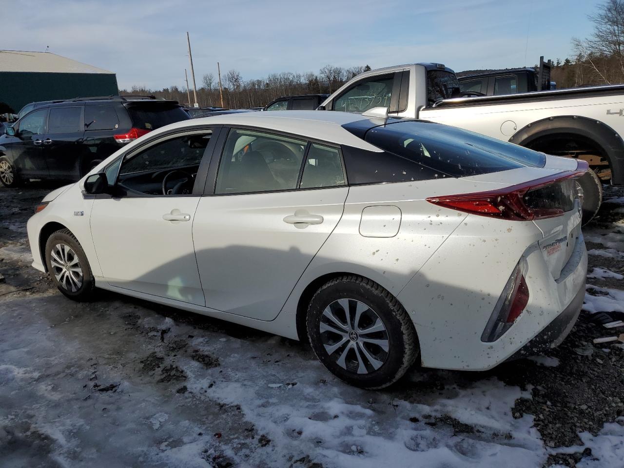 2022 TOYOTA PRIUS PRIM - Image 2