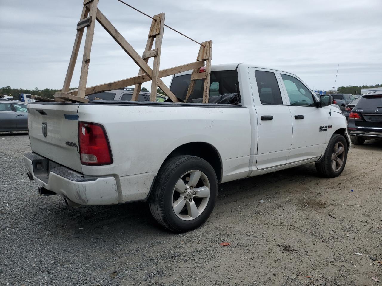 2015 RAM 1500 ST - Image 3
