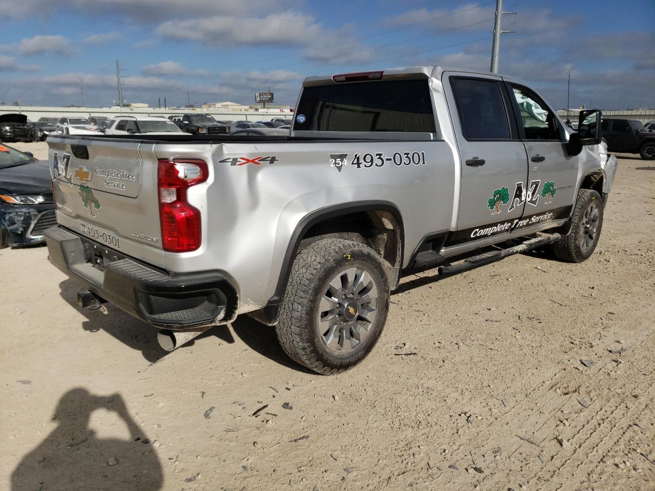 2023 CHEVROLET SILVERADO - Image 3