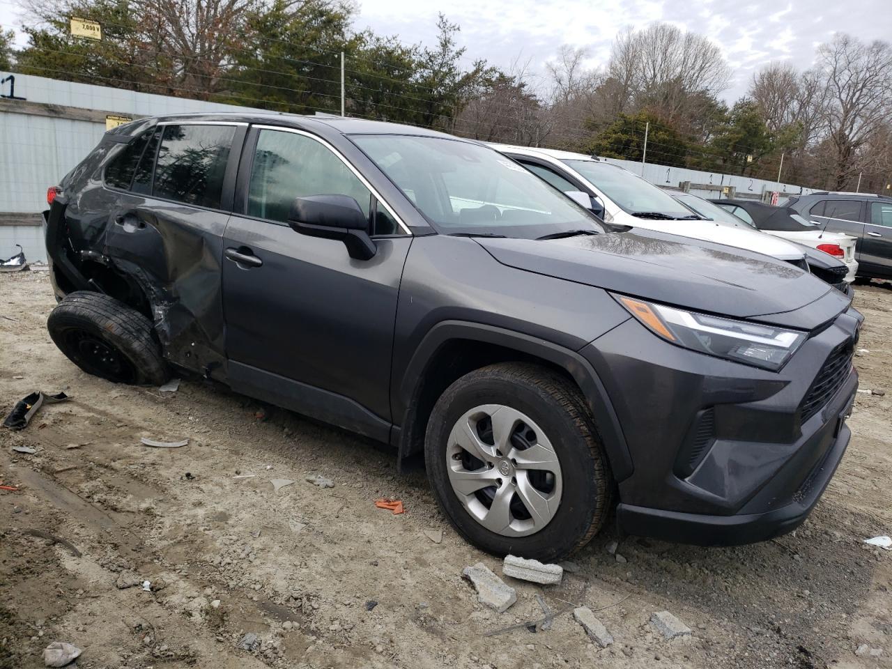 2023 TOYOTA RAV4 LE - Фото 4