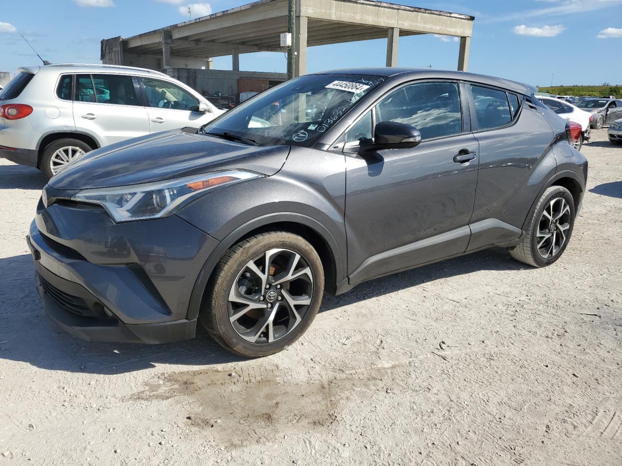 2018 TOYOTA C-HR XLE