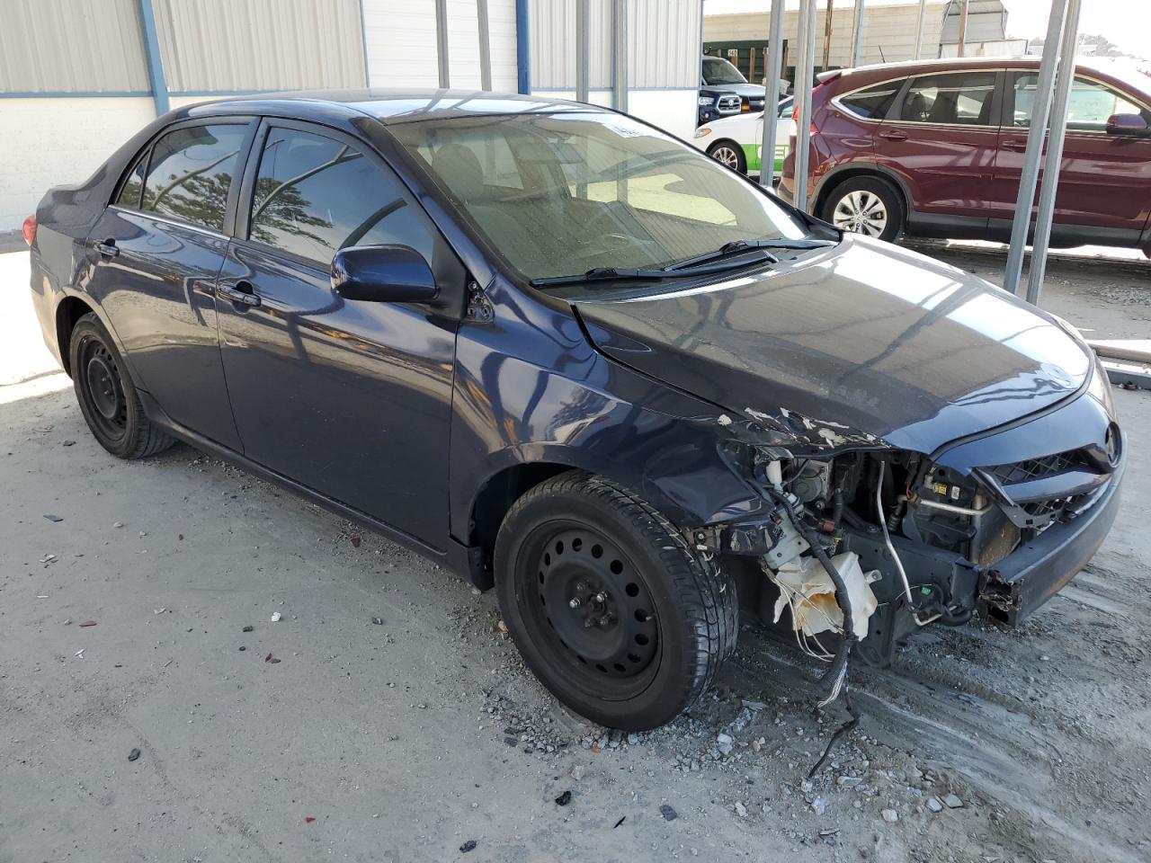 2013 TOYOTA COROLLA BA - Фото 4